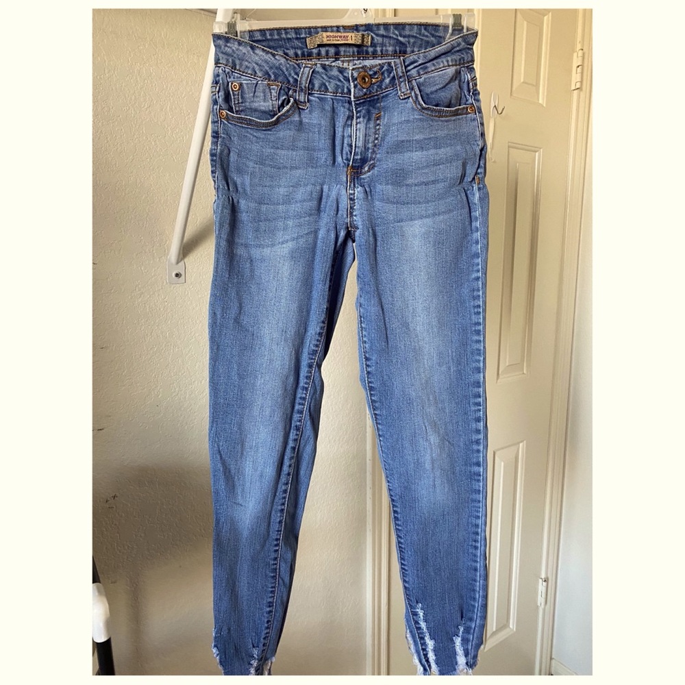 Petite skinny jeans